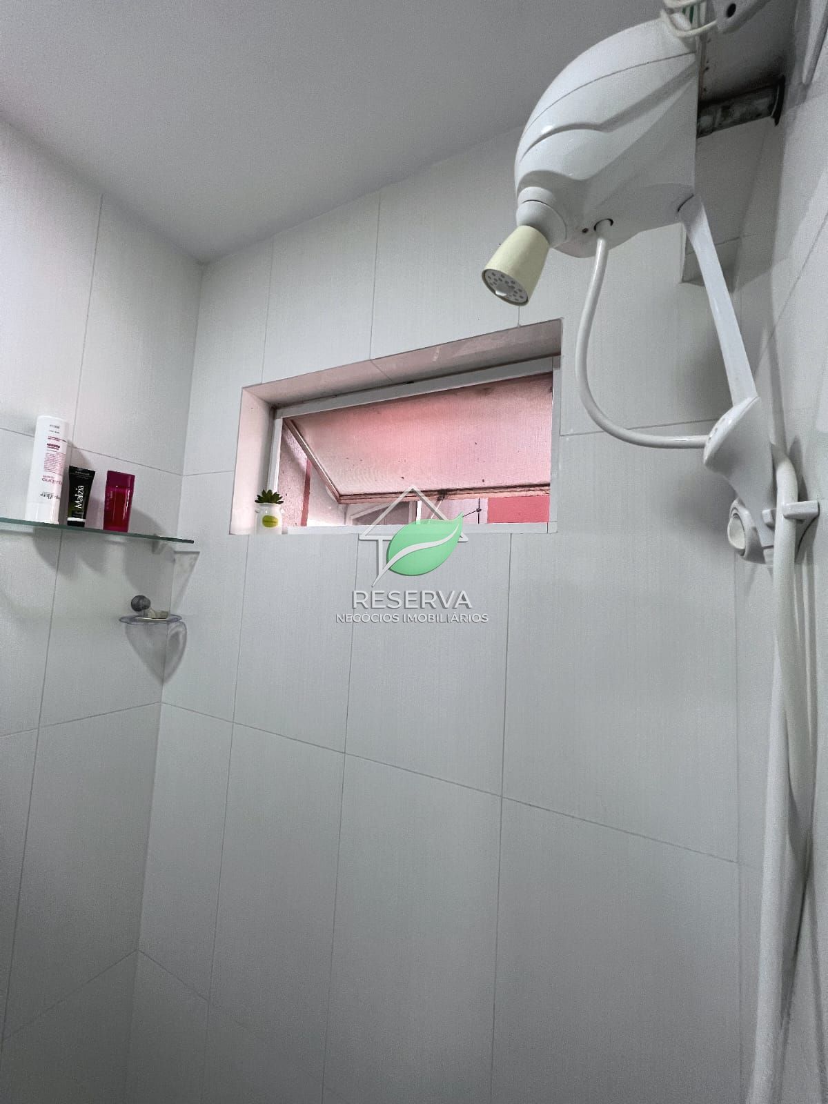 Apartamento Mobiliado no Edifício Grand Prix – Conforto e Praticidade.
