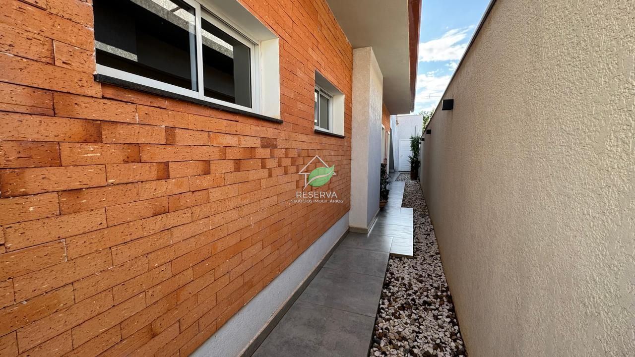 Casa com Mezanino no Condomínio Residencial Florença – Foz do Iguaçu/PR