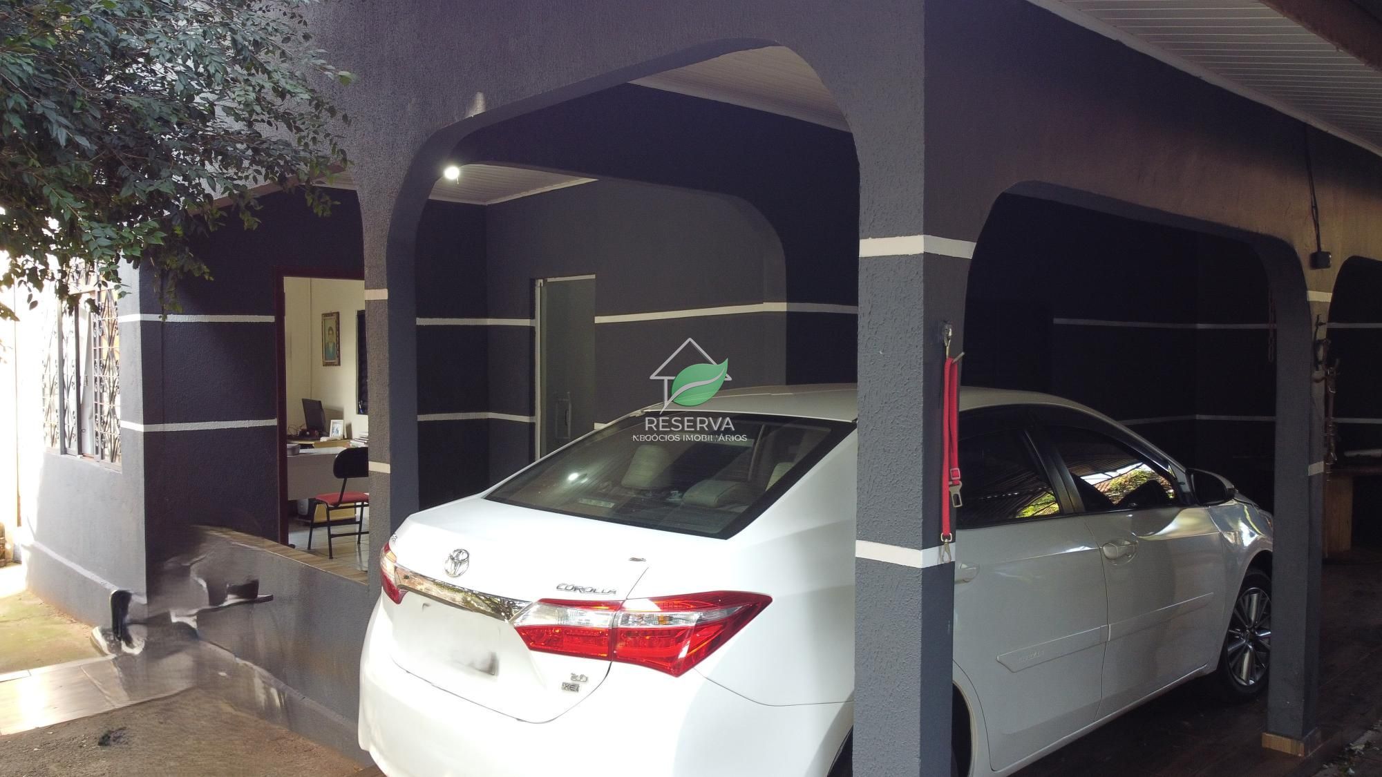 Casa à Venda no Portal da Foz – Excelente Localização e Amplo Espaço