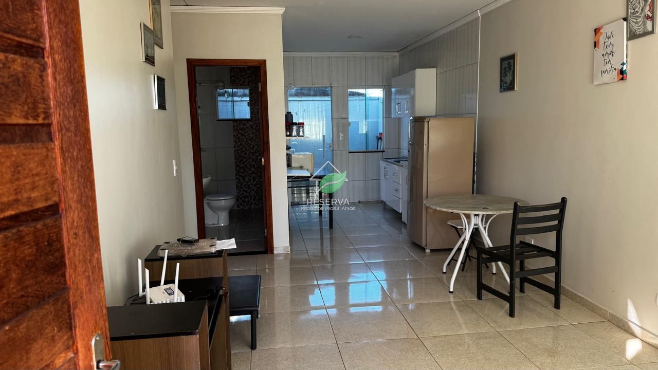 CASA MOBILIADA À VENDA NA REGIÃO DA VILA A – JD. CANADÁ ??