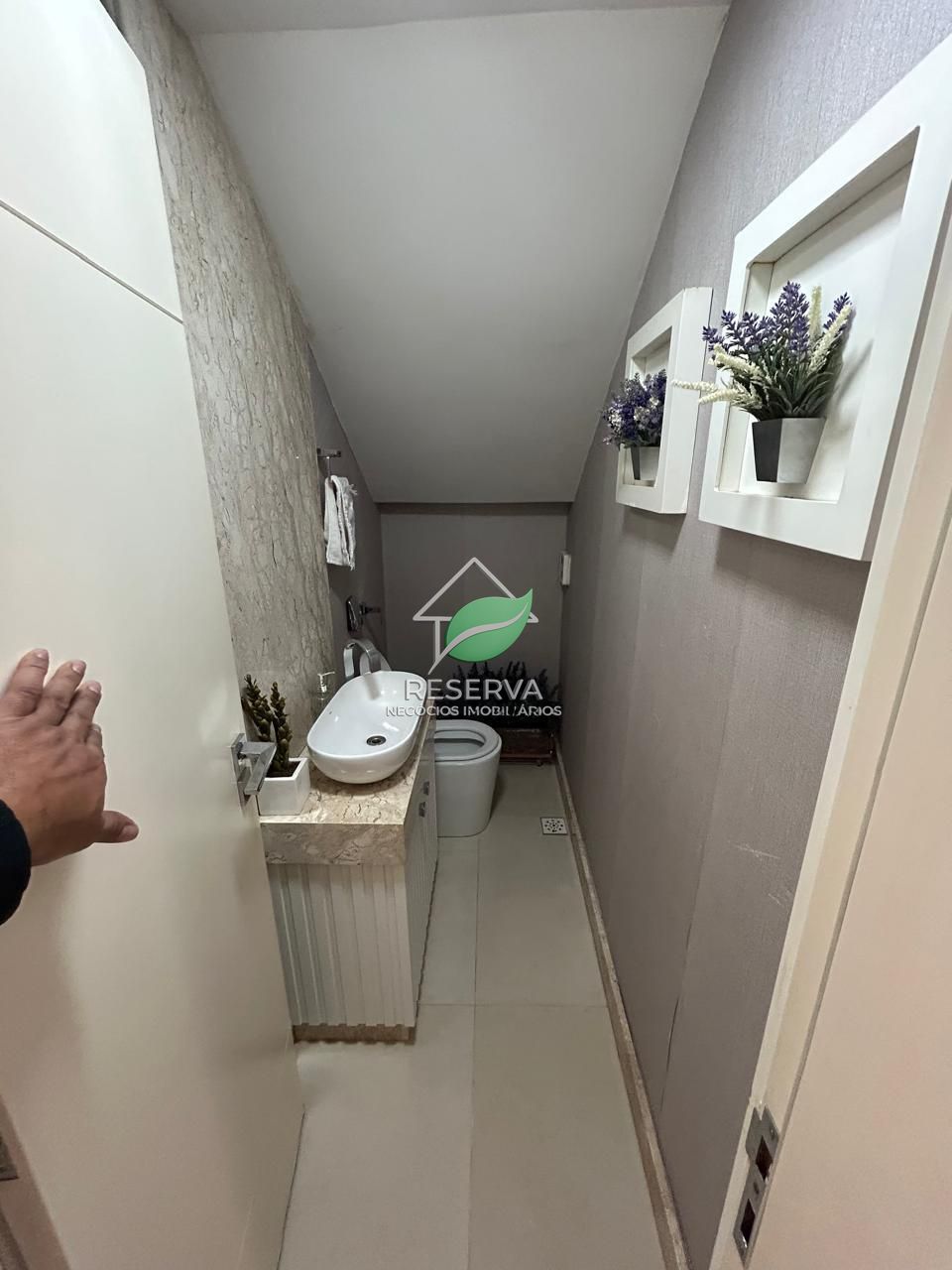 SOBRADO DE ALTO PADRÃO À VENDA – JARDIM CENTRAL | FOZ DO IGUAÇU/PR