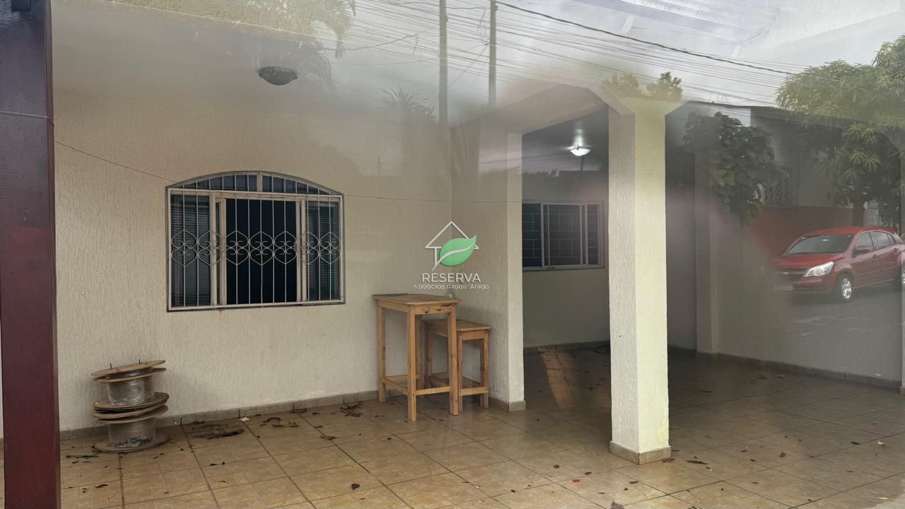 Casa à Venda no Jardim Belvedere II – Conforto, Espaço e Excelente Localização!