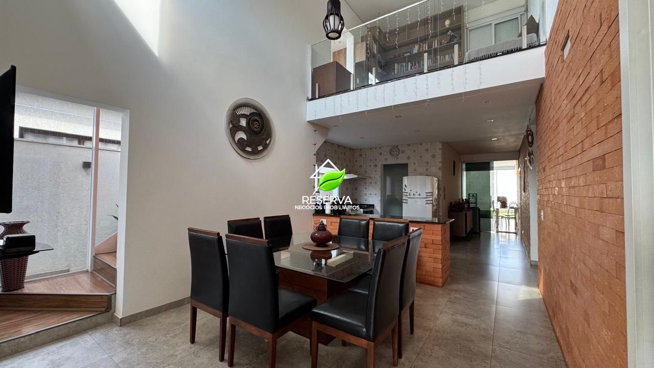 Casa com Mezanino no Condomínio Residencial Florença – Foz do Iguaçu/PR