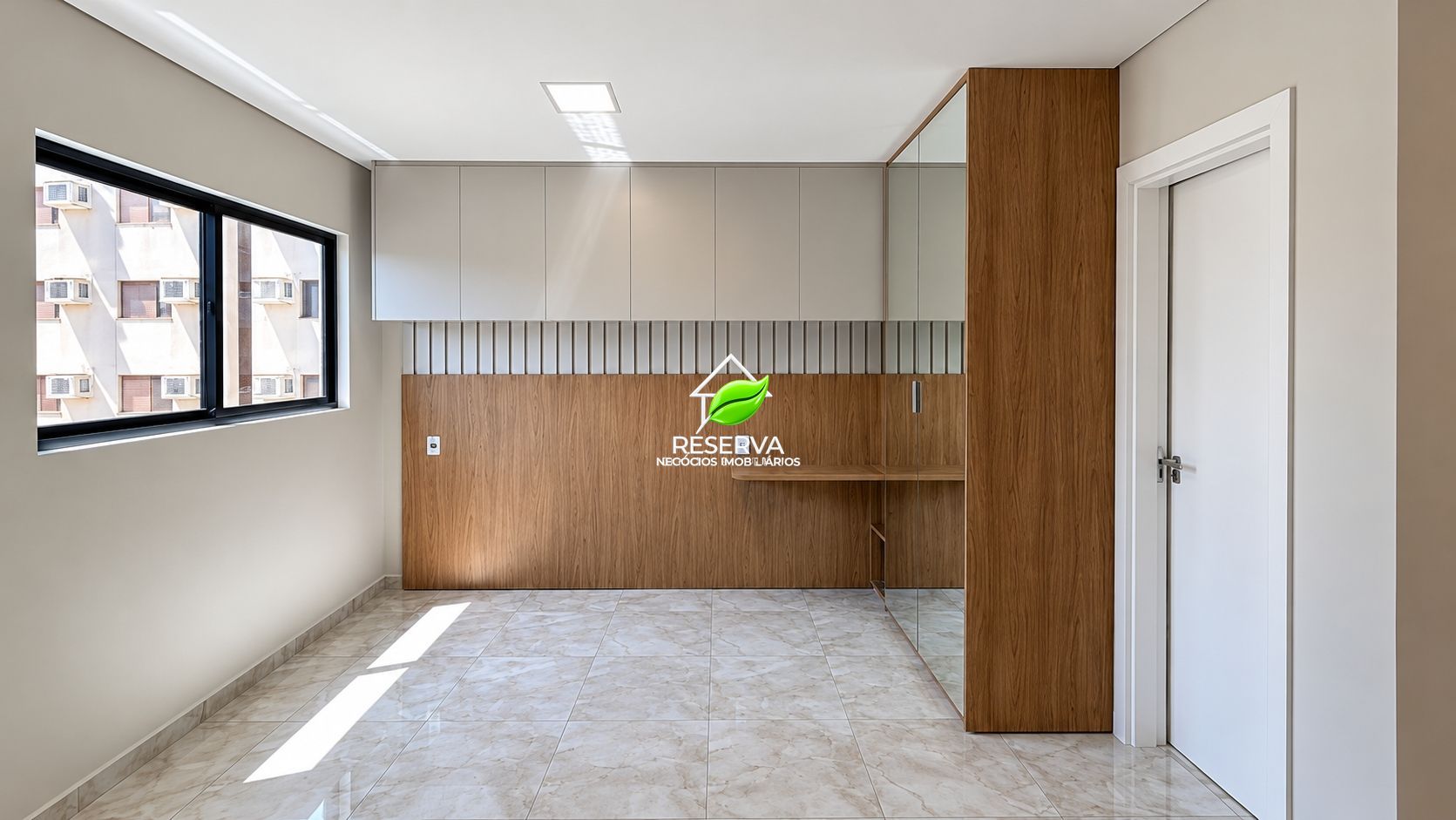 STUDIO SEMI-MOBILIADO PARA LOCAÇÃO – EDIFÍCIO FERRARA | CENTRO DE FOZ DO IGUAÇU