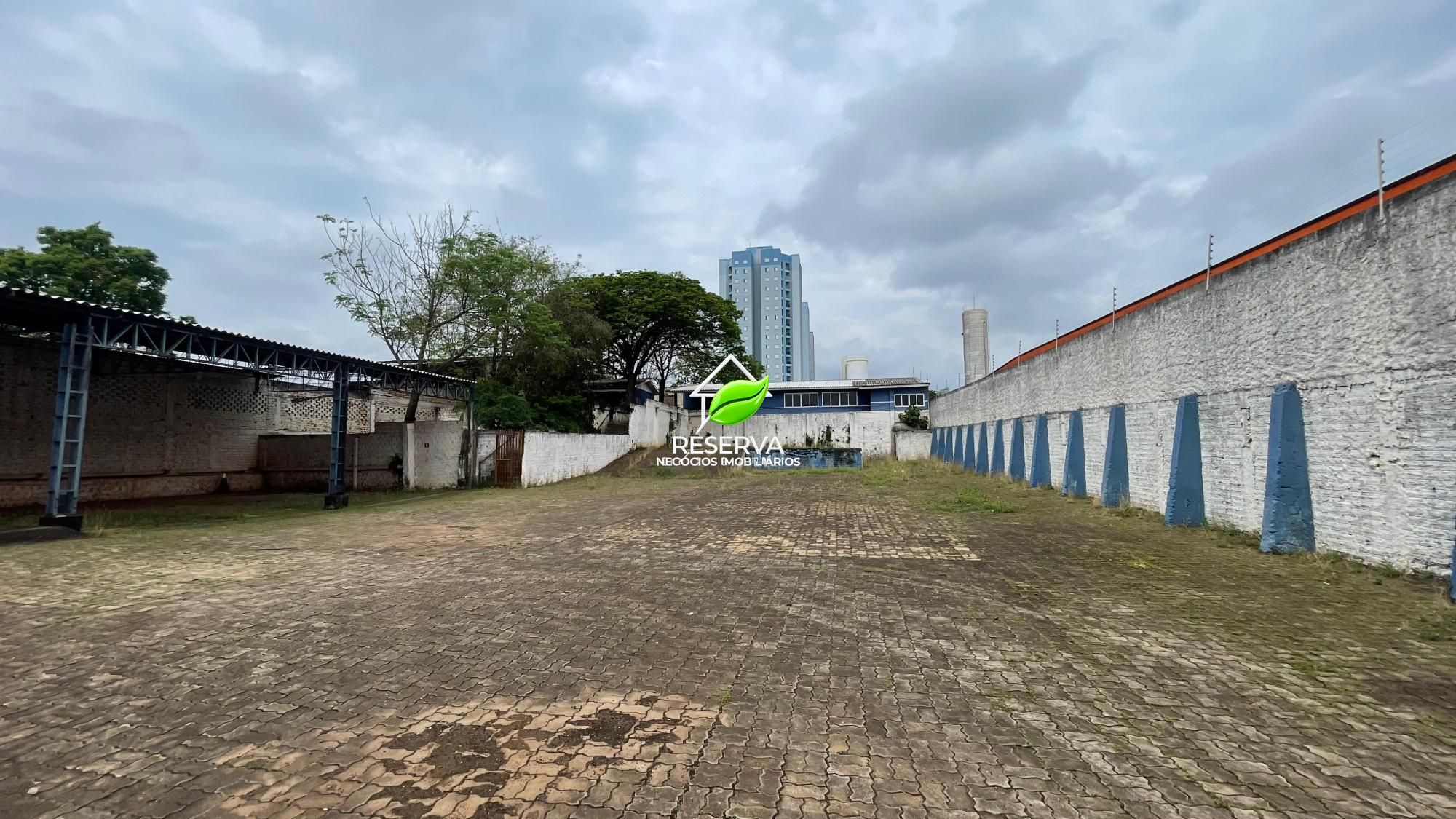 Área Comercial à Venda  – Margens da BR-277.