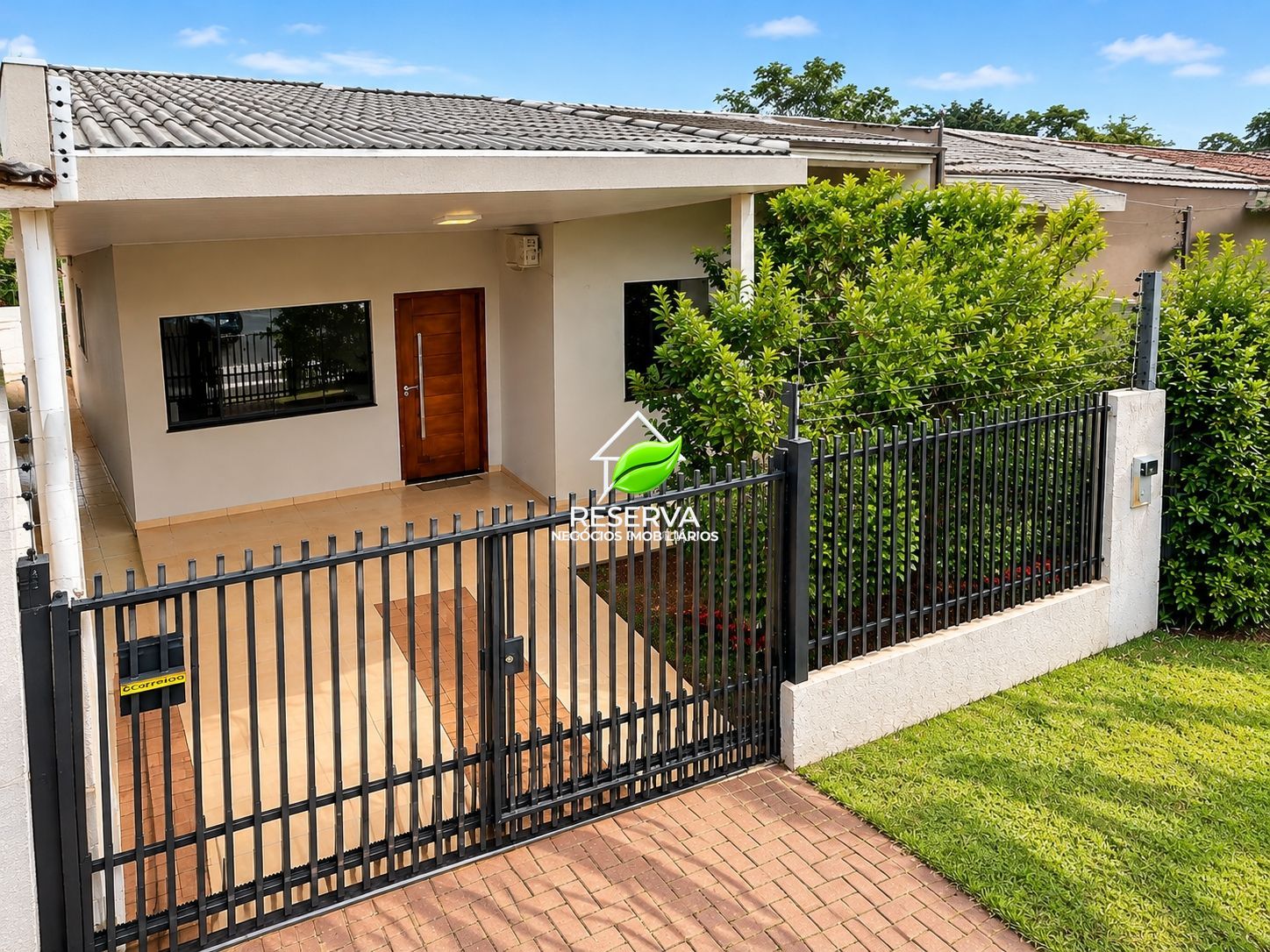 CASA À VENDA NO JARDIM YPÊ – FOZ DO IGUAÇU/PR