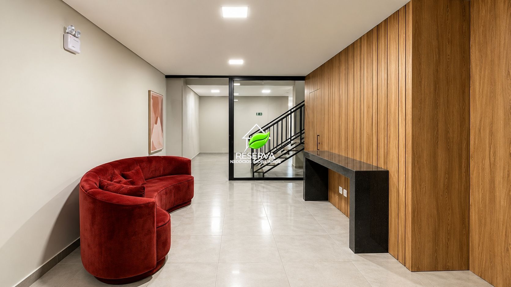 STUDIO SEMI-MOBILIADO PARA LOCAÇÃO – EDIFÍCIO FERRARA | CENTRO DE FOZ DO IGUAÇU