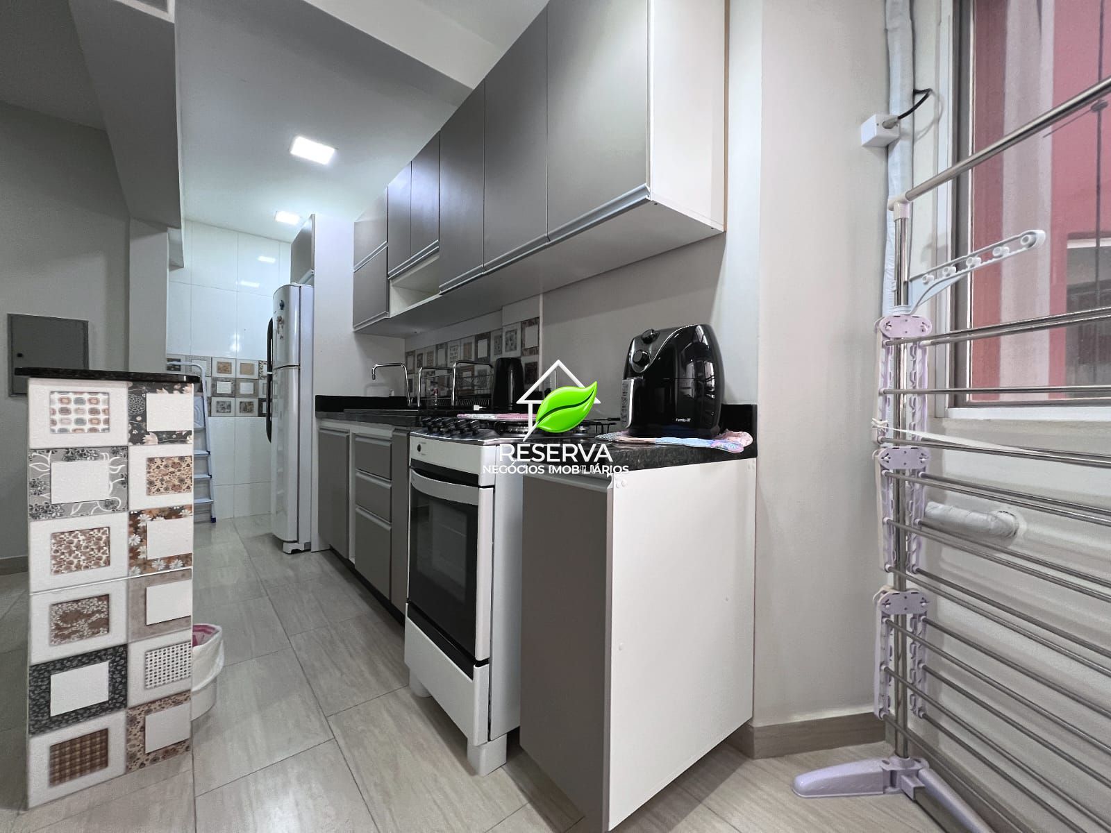 Apartamento Mobiliado no Edifício Grand Prix – Conforto e Praticidade.
