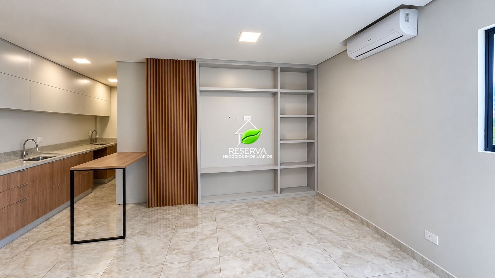 STUDIO SEMI-MOBILIADO PARA LOCAÇÃO – EDIFÍCIO FERRARA | CENTRO DE FOZ DO IGUAÇU