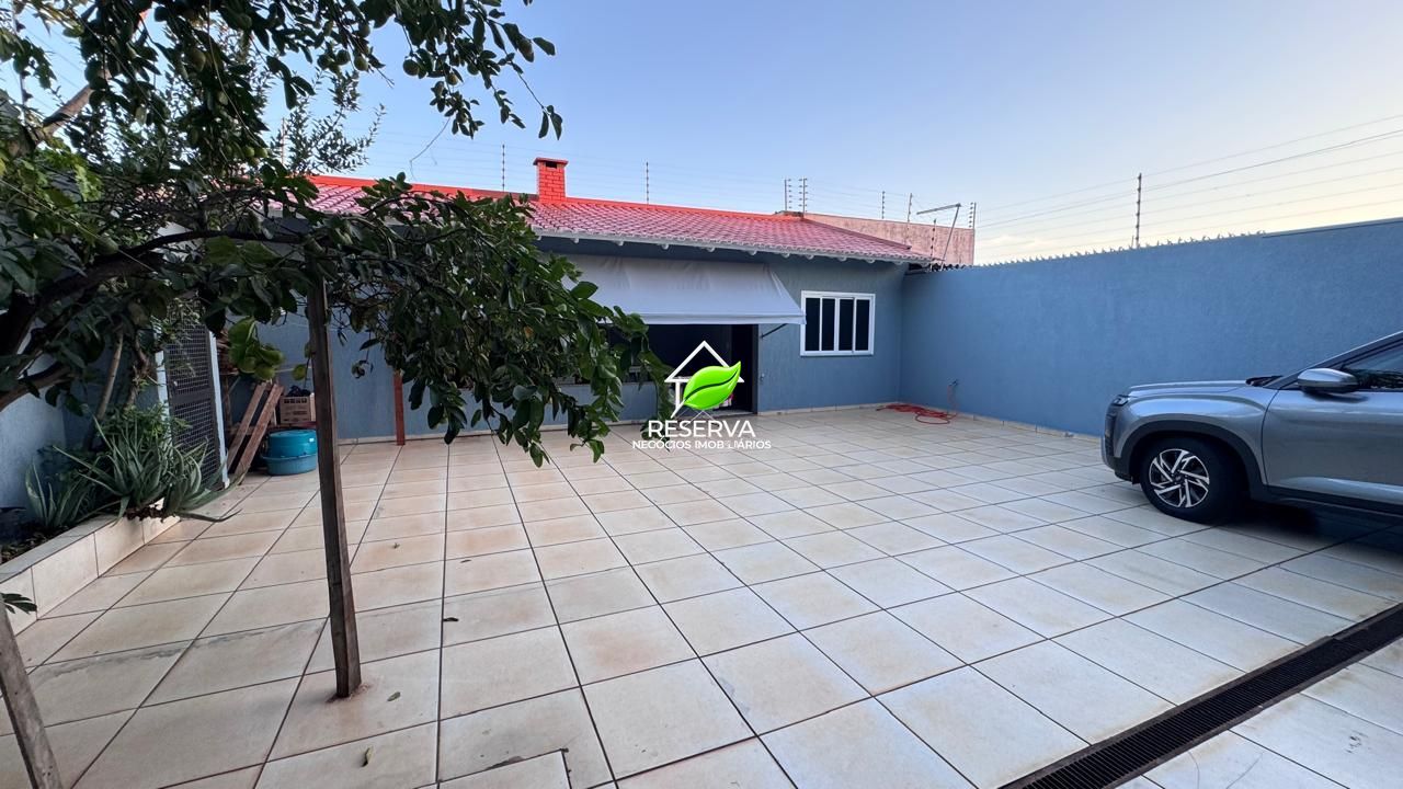 Sobrado amplo e completo no Jardim Lancaster I – R$ 900.000,00