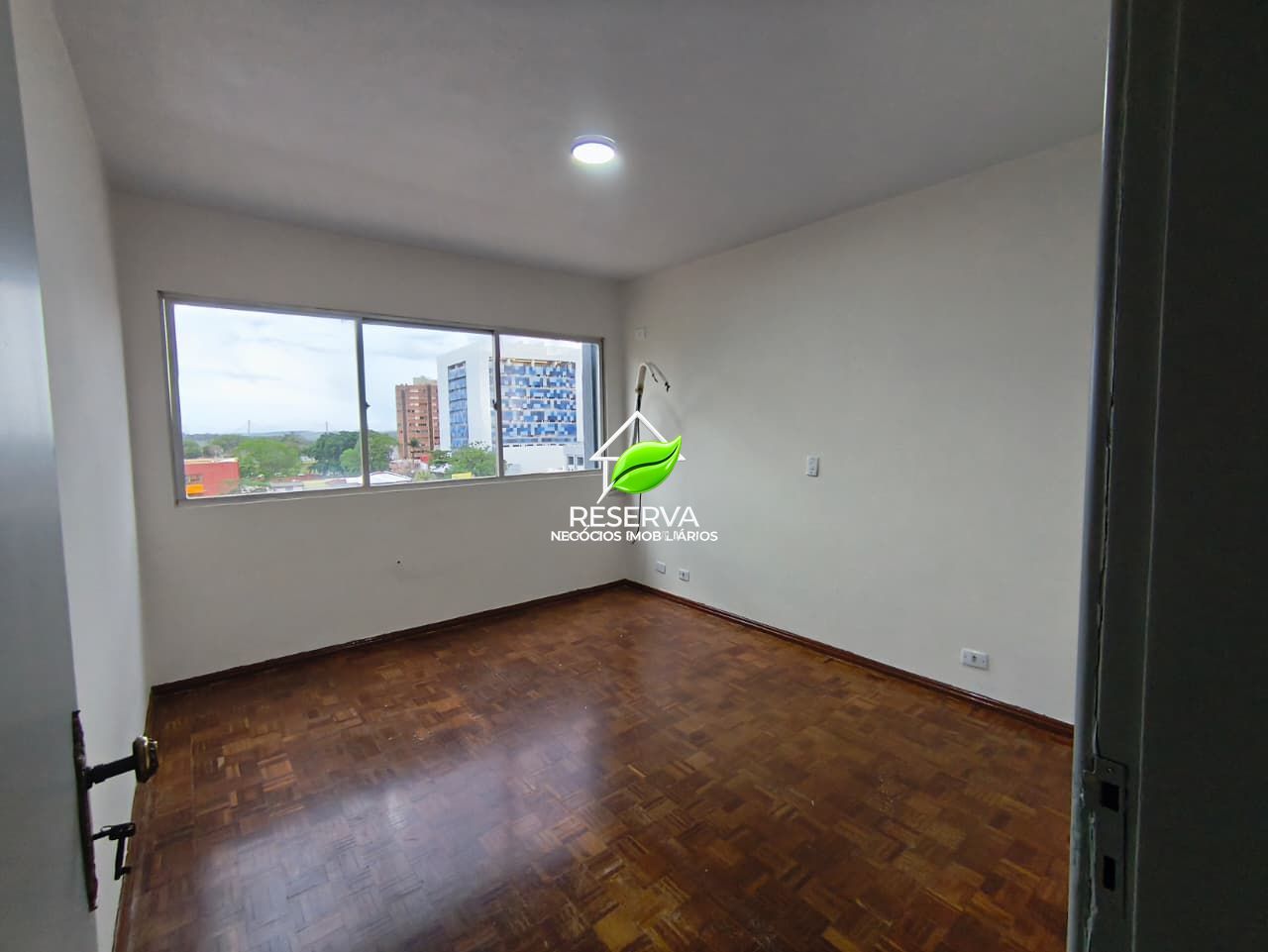 Apartamento para Locação no Edifício Banestado – Centro de Foz do Iguaçu