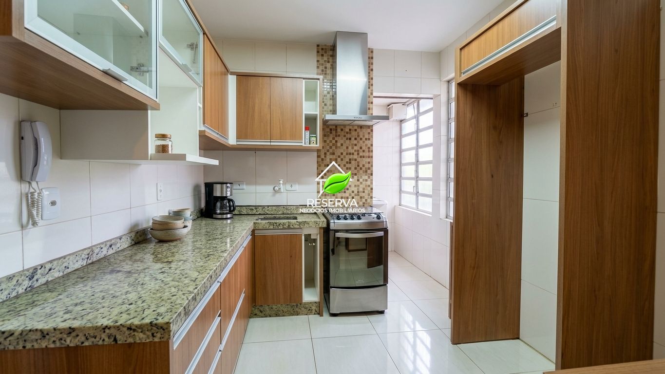APARTAMENTO MOBILIADO PARA LOCAÇÃO NO CENTRO DE FOZ – EDIFÍCIO FENÍCIA