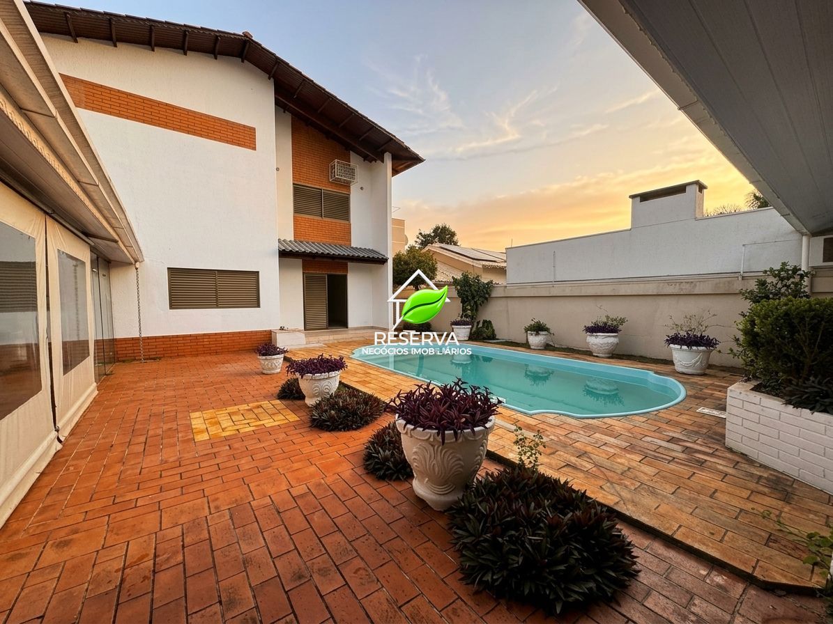 SOBRADO À VENDA NO JARDIM IÇUAÇU – FOZ DO IGUAÇU