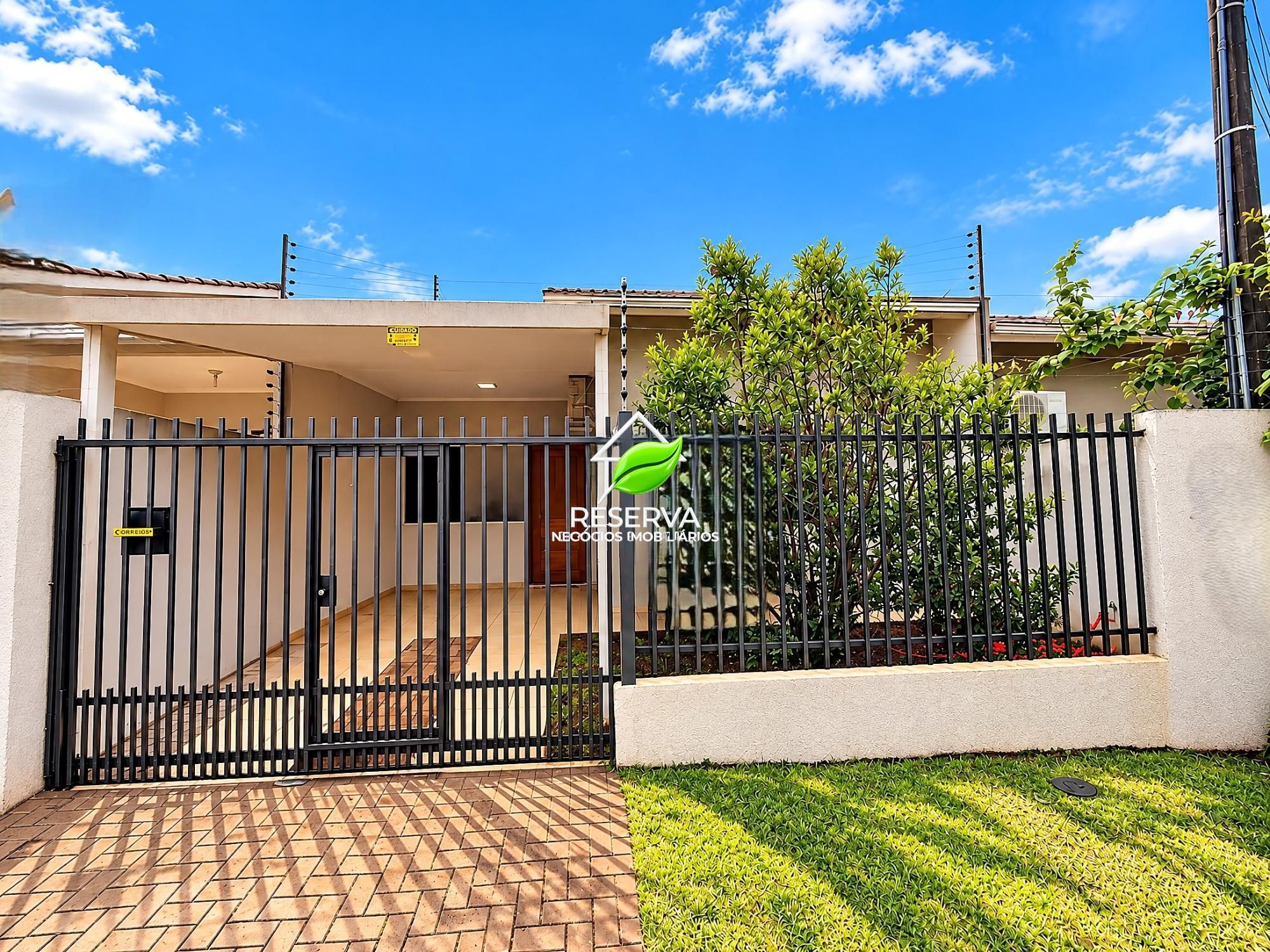 CASA À VENDA NO JARDIM YPÊ – FOZ DO IGUAÇU/PR