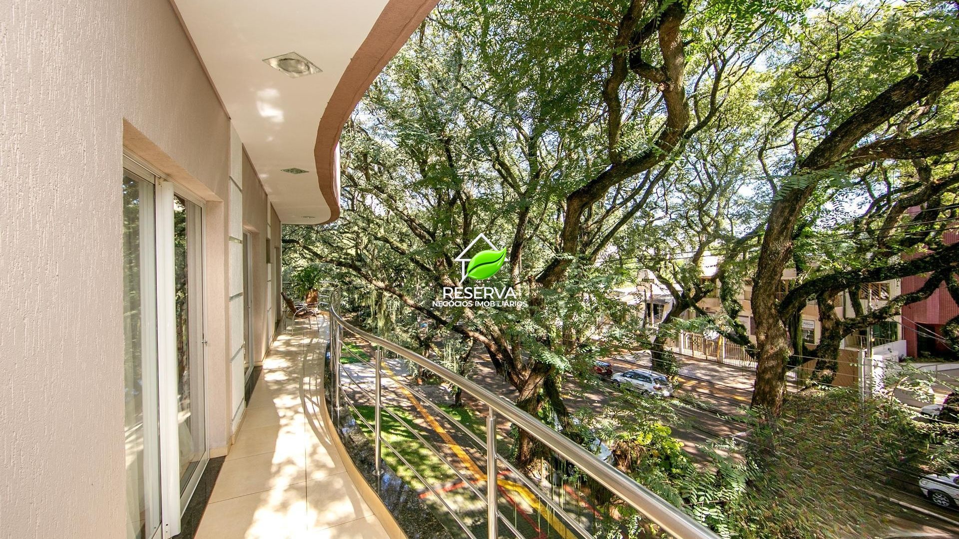 Apartamento de Alto Padrão na Av. Pedro Basso