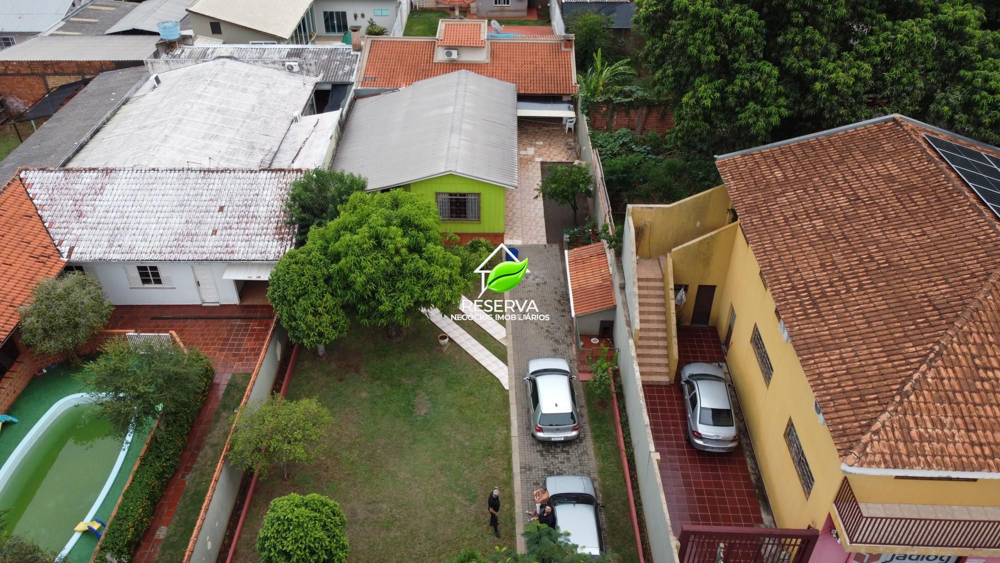 Oportunidade Única: Casa com Edícula, Amplo Quintal e Localização Privilegiada!