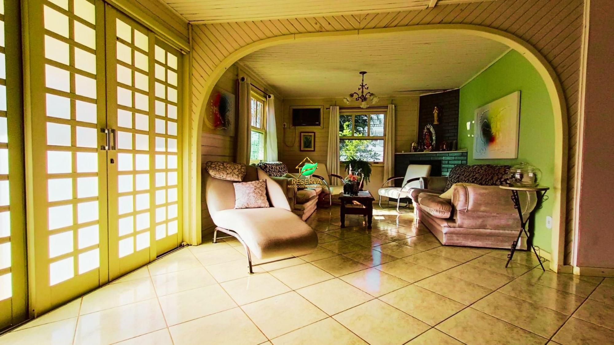 Casa à Venda na Vila A – Foz do Iguaçu Area de 982 m2