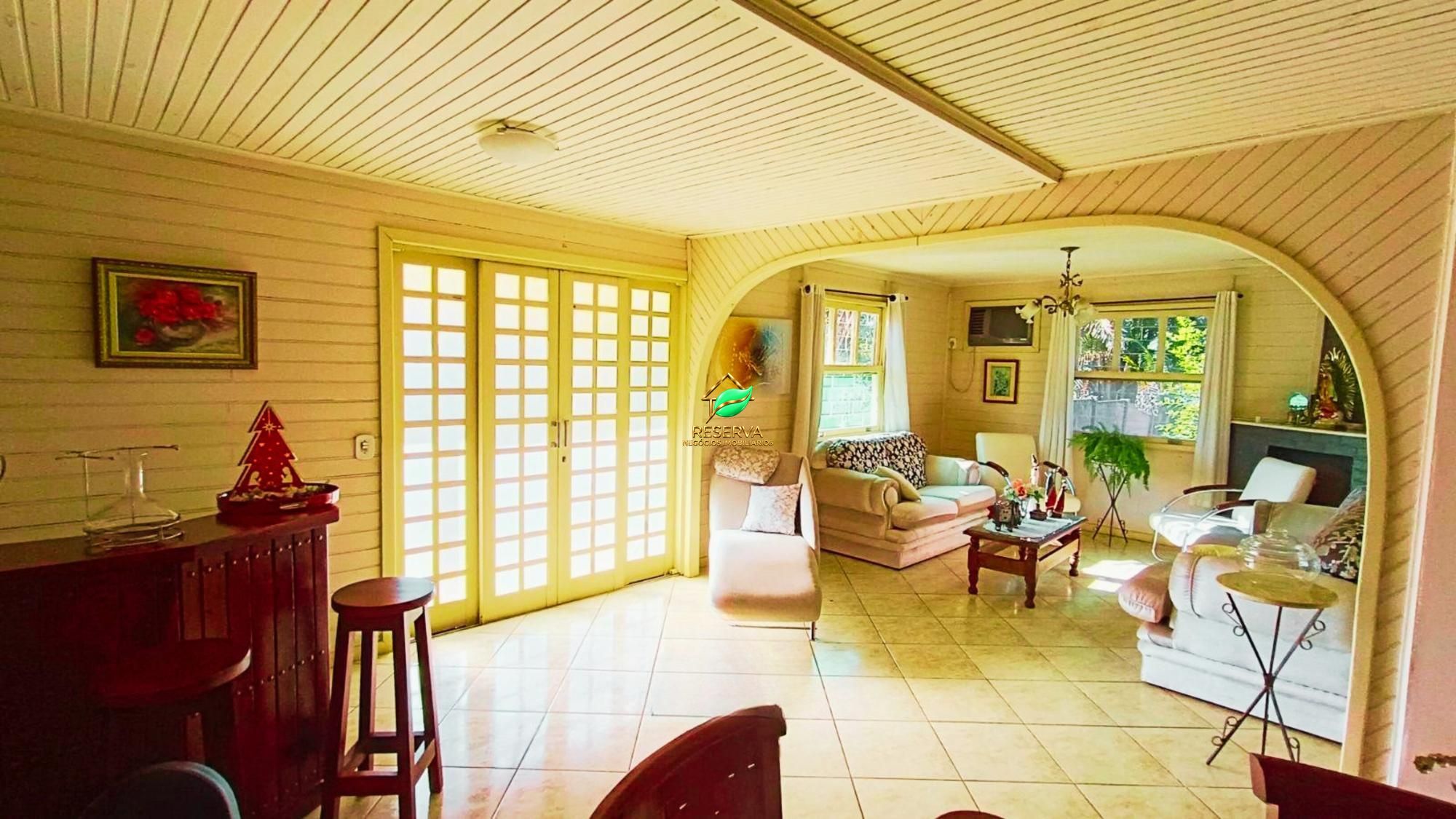 Casa à Venda na Vila A – Foz do Iguaçu Area de 982 m2