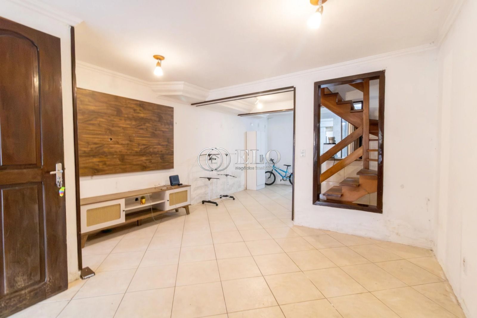 Casa, 2 quartos, 250 m² - Foto 1