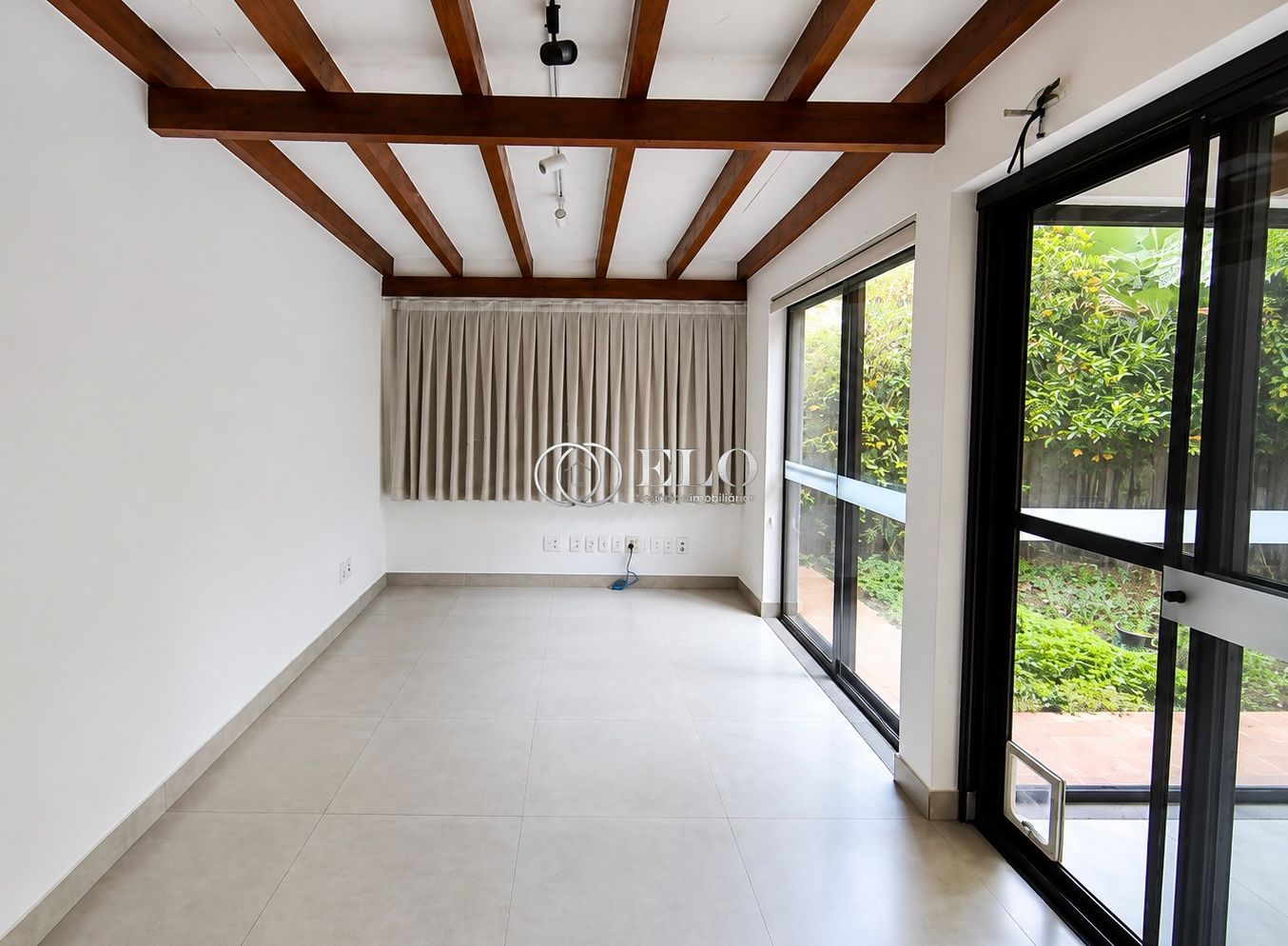 Apartamento, 1 quarto, 60 m² - Foto 2