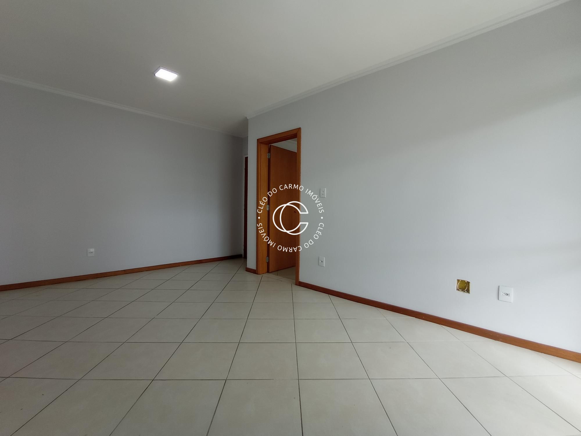 Apartamento à venda com 2 quartos, 77m² - Foto 2