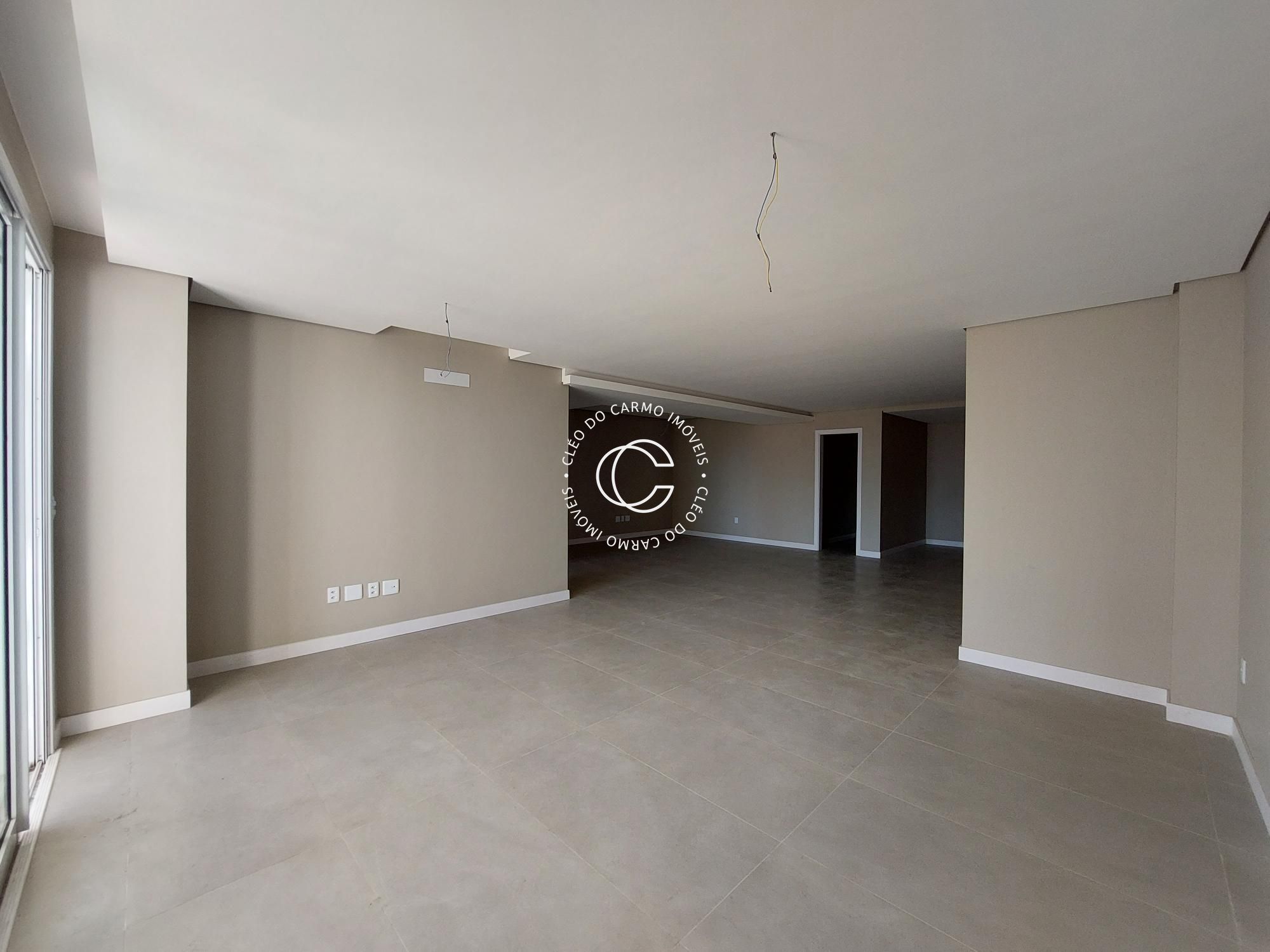 Apartamento, 3 quartos, 193 m² - Foto 2