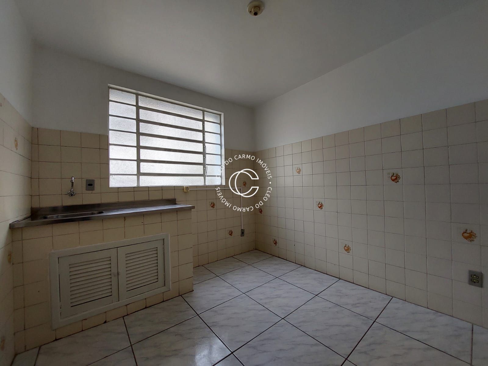 Apartamento à venda com 2 quartos, 78m² - Foto 3