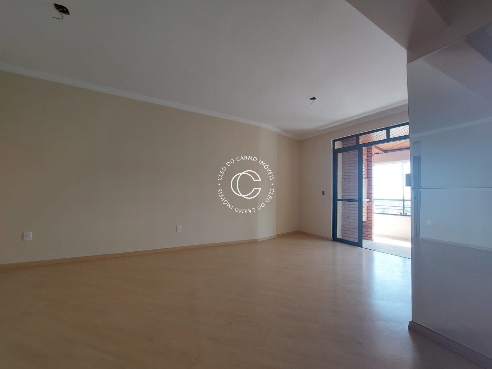 Apartamento à venda com 2 quartos, 102m² - Foto 3