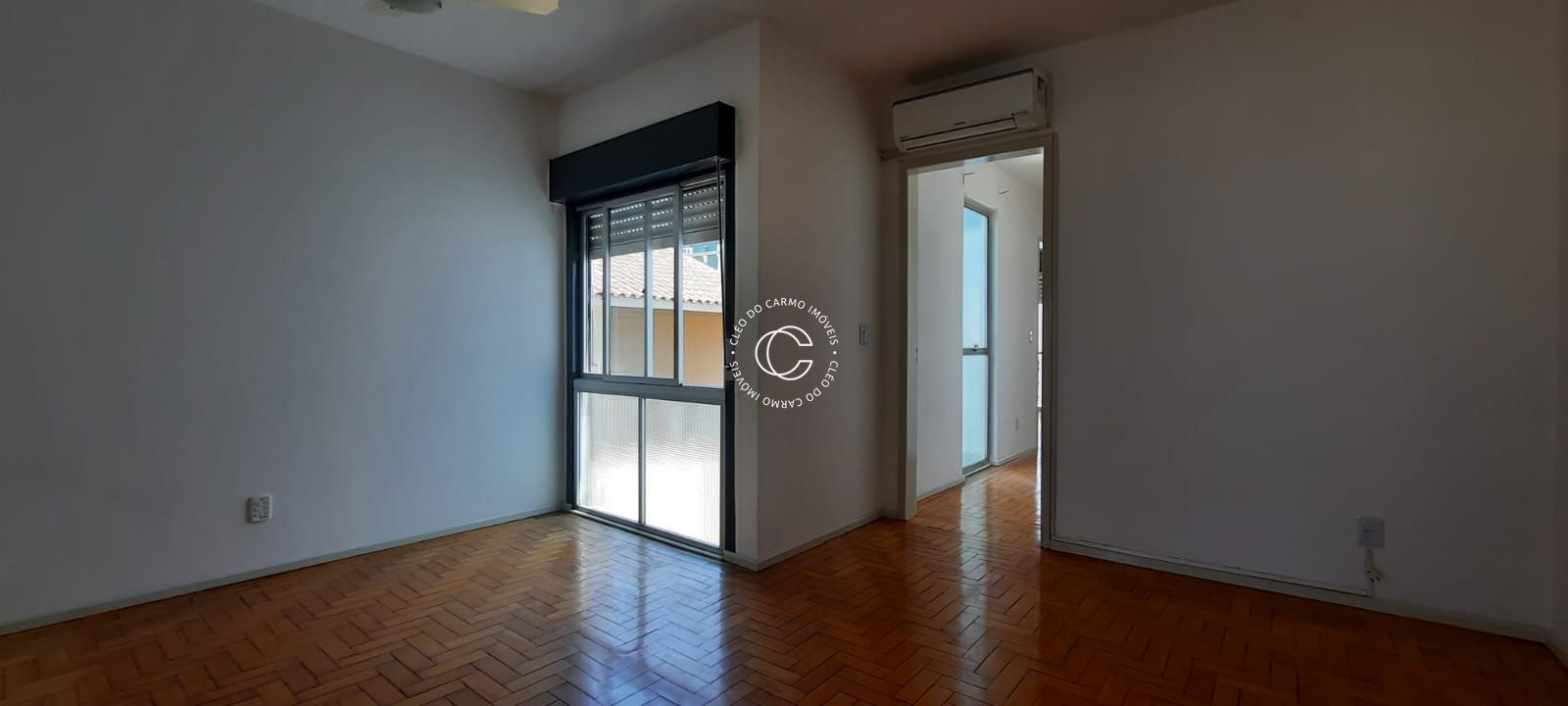 Apartamento à venda com 2 quartos, 80m² - Foto 1