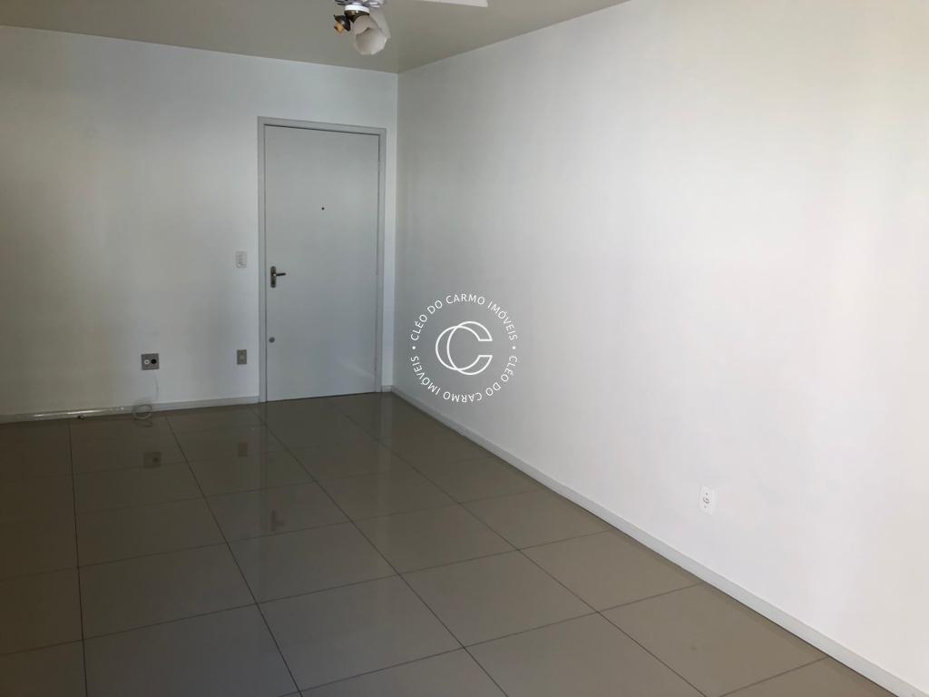 Apartamento à venda com 2 quartos, 88m² - Foto 3