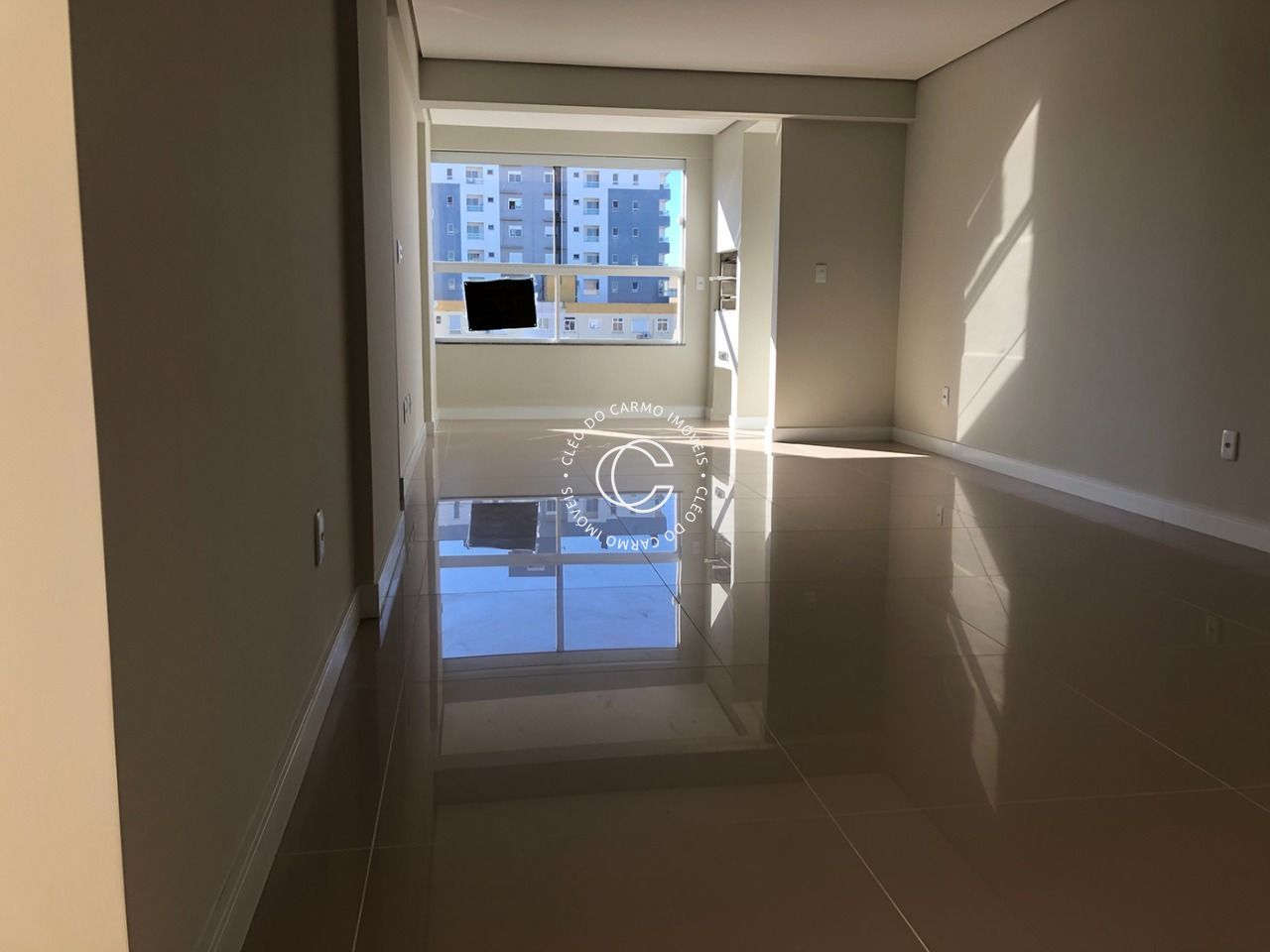 Apartamento à venda com 2 quartos, 80m² - Foto 4