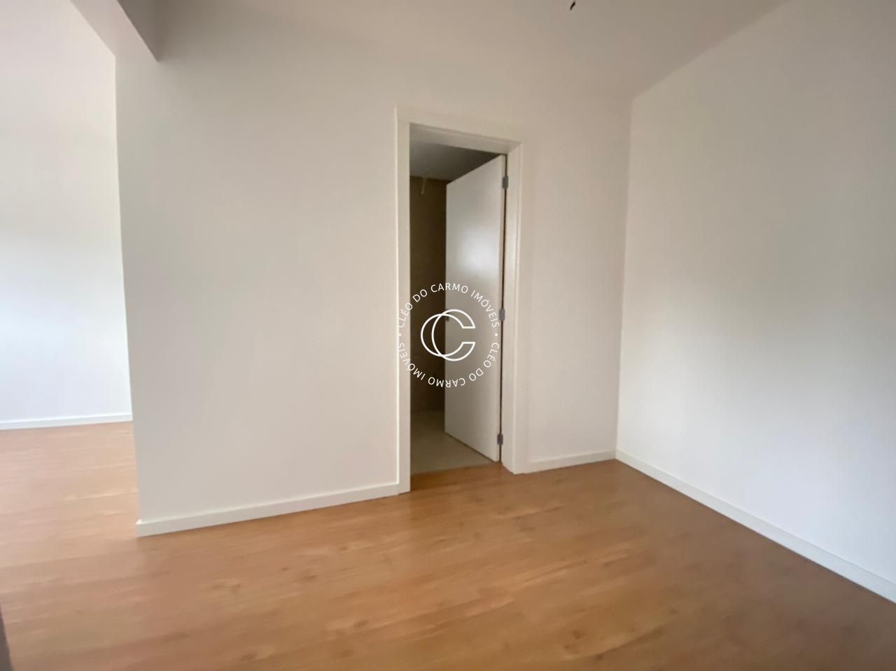 Apartamento à venda com 2 quartos, 115m² - Foto 6