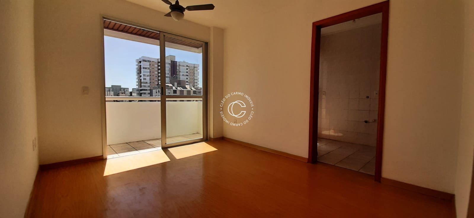 Apartamento à venda com 2 quartos, 59m² - Foto 1