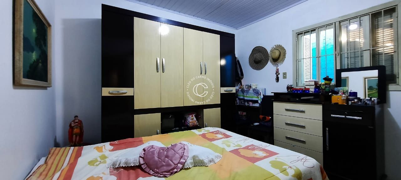 Casa à venda com 3 quartos, 84m² - Foto 5