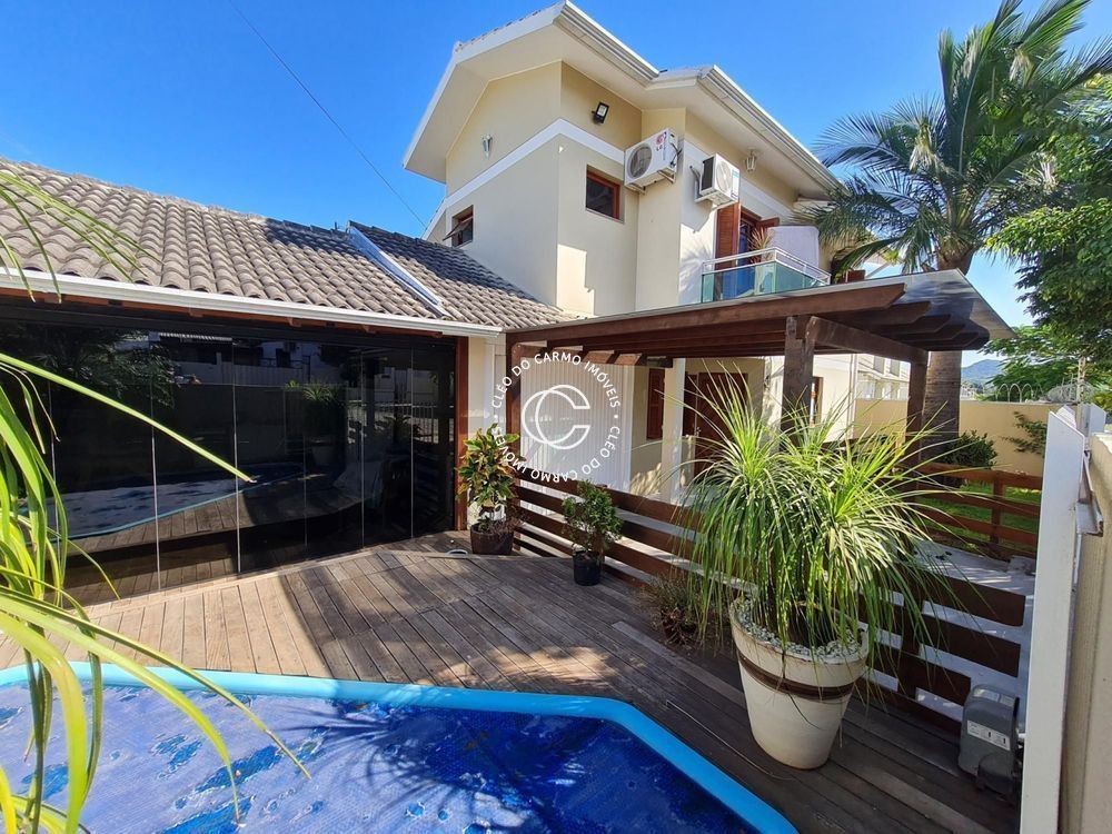 Casa, 3 quartos, 250 m² - Foto 1