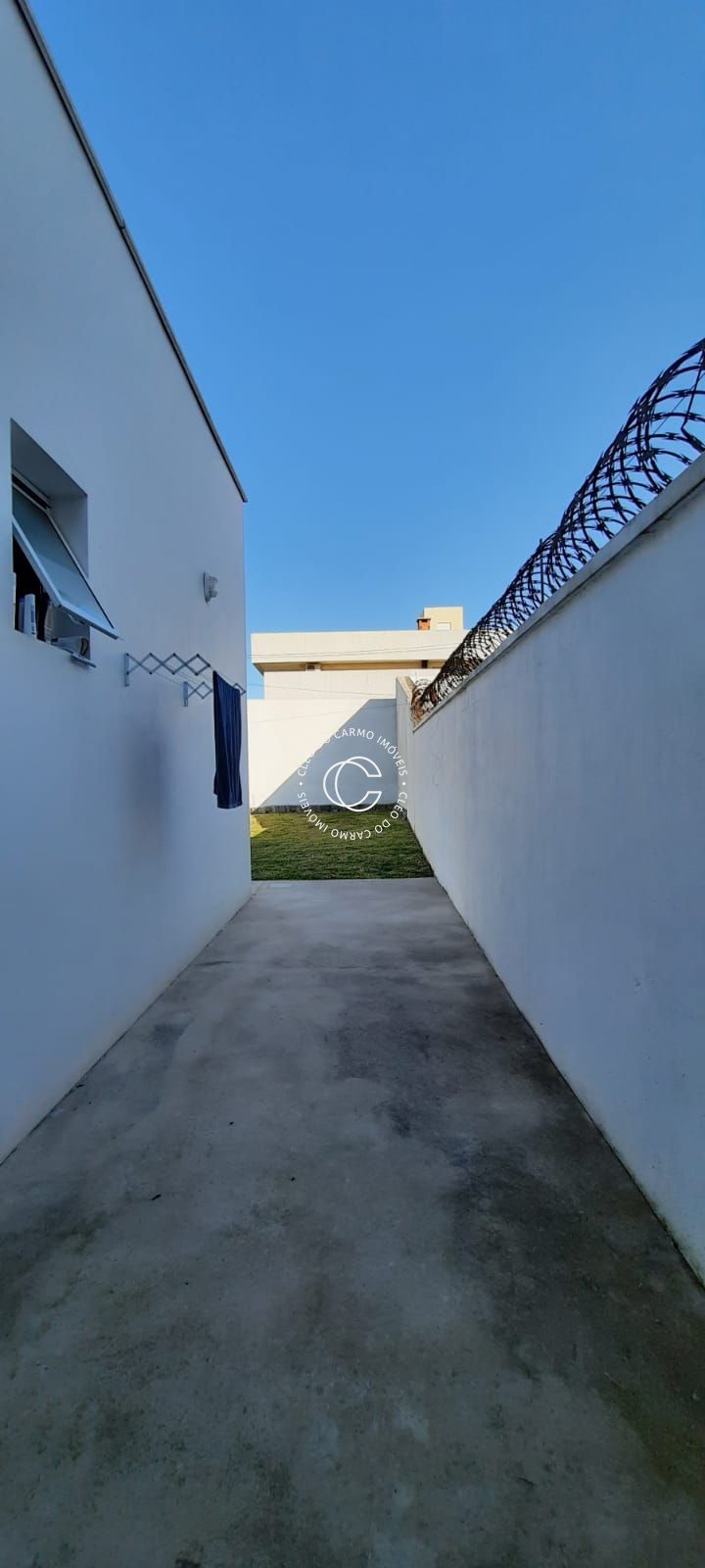 Casa à venda com 2 quartos, 110m² - Foto 10