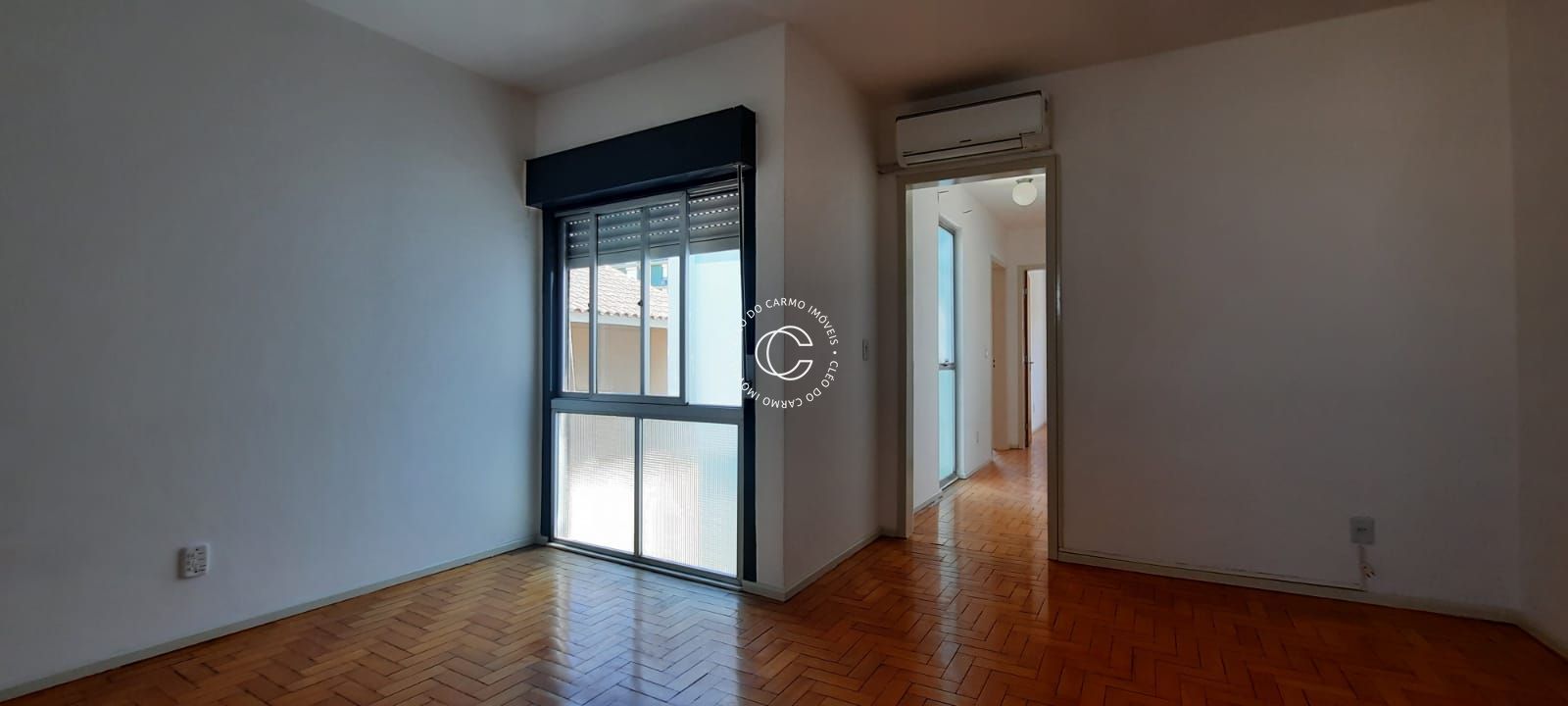 Apartamento à venda com 2 quartos, 80m² - Foto 2