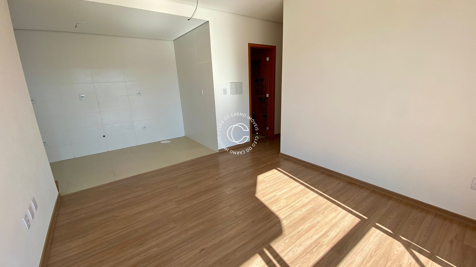 Apartamento à venda com 2 quartos, 55m² - Foto 4