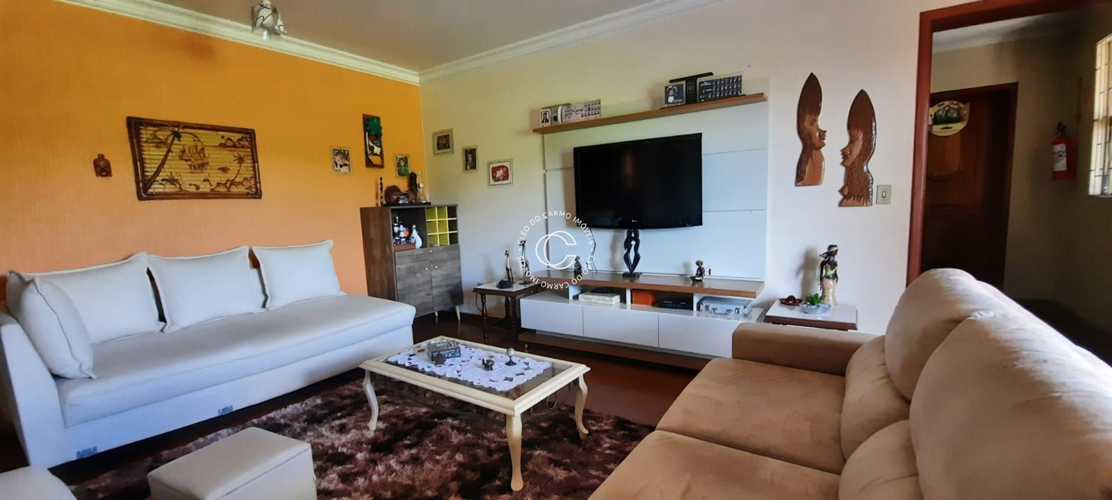 Apartamento à venda com 3 quartos, 130m² - Foto 1