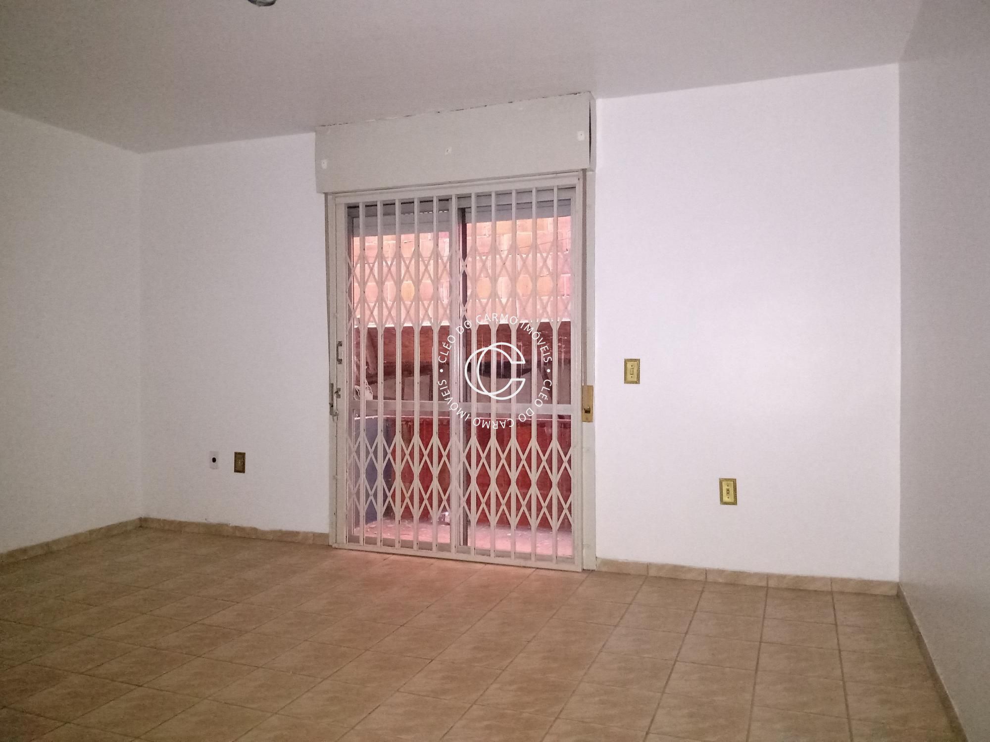 Apartamento à venda com 2 quartos, 74m² - Foto 1