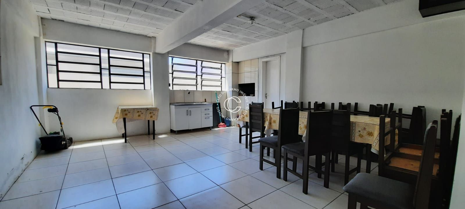 Apartamento à venda com 2 quartos, 73m² - Foto 2