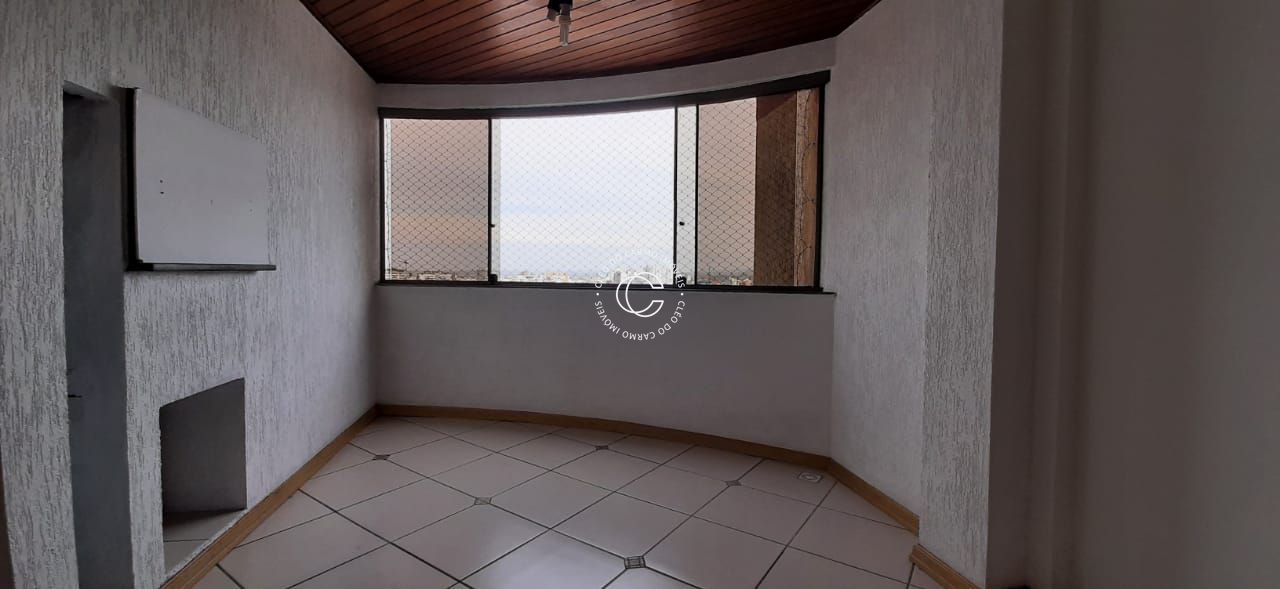 Apartamento à venda com 3 quartos, 90m² - Foto 4