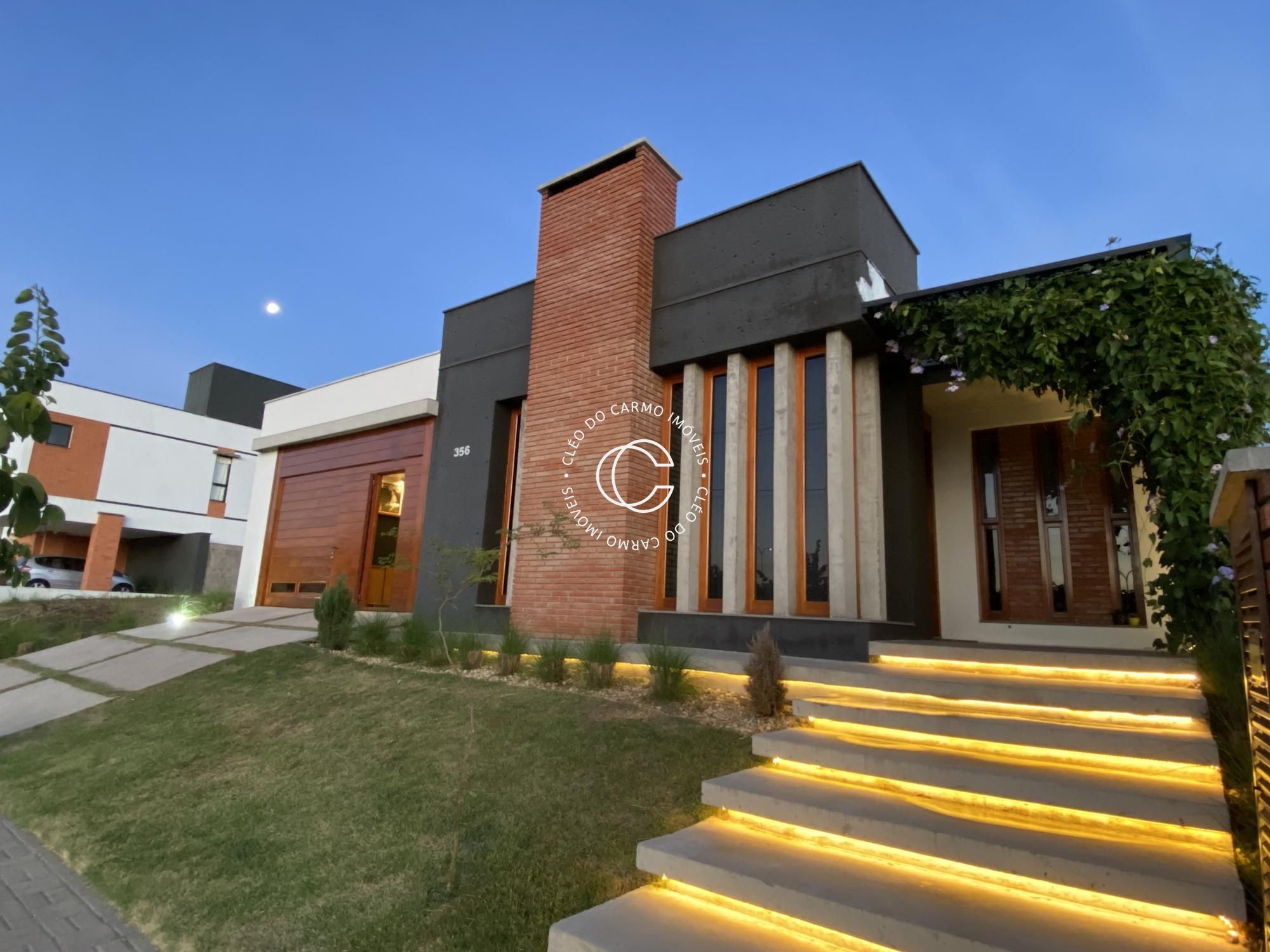 Casa, 3 quartos, 177 m² - Foto 1