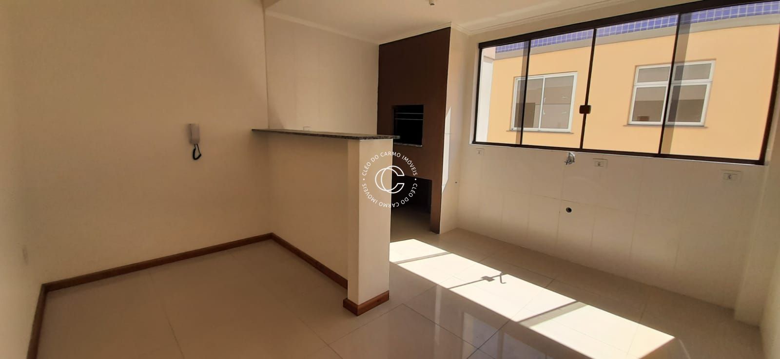 Apartamento à venda com 1 quarto, 34m² - Foto 2