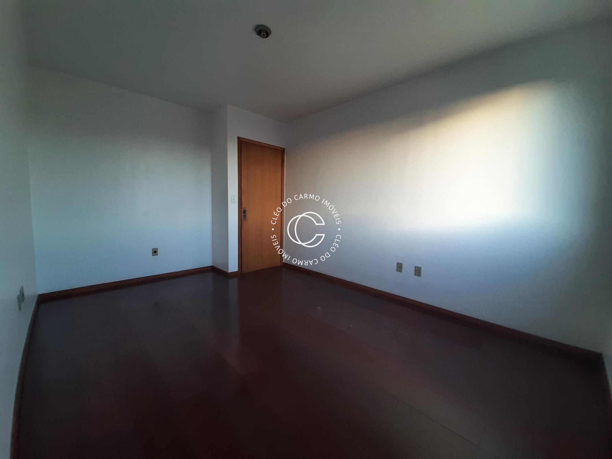 Apartamento à venda com 2 quartos, 75m² - Foto 3