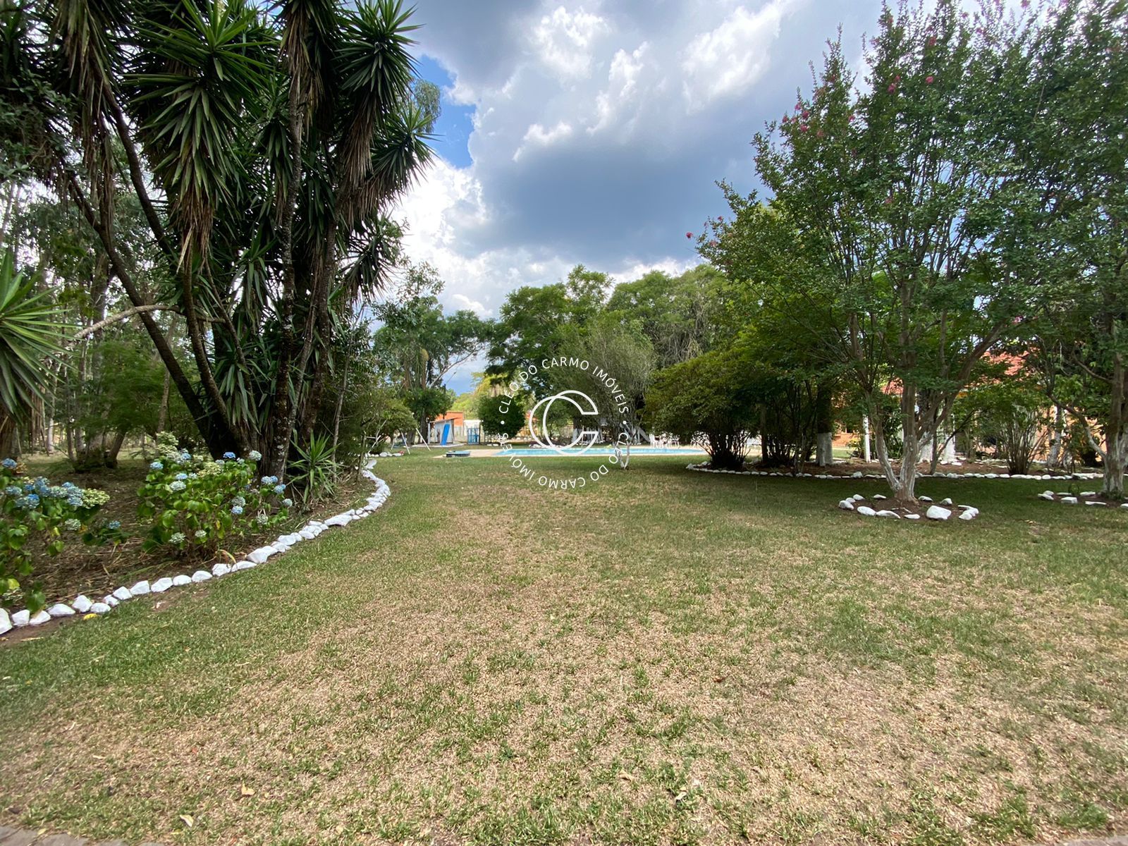 Chácara à venda com 4 quartos, 200m² - Foto 25