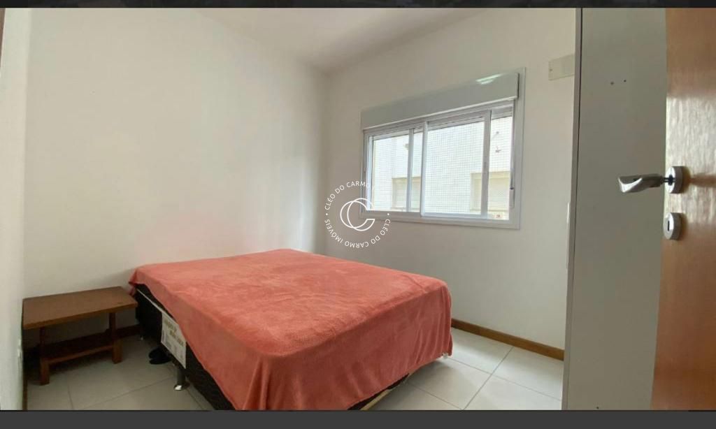 Apartamento à venda com 2 quartos, 70m² - Foto 9