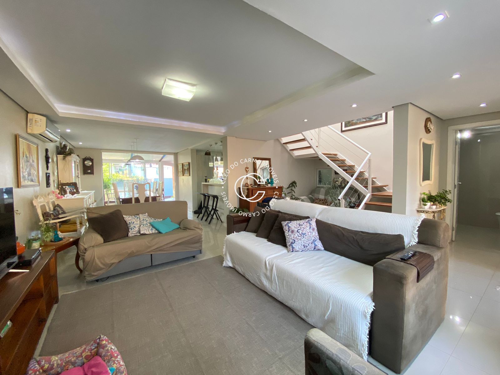 Casa, 4 quartos, 256 m² - Foto 2