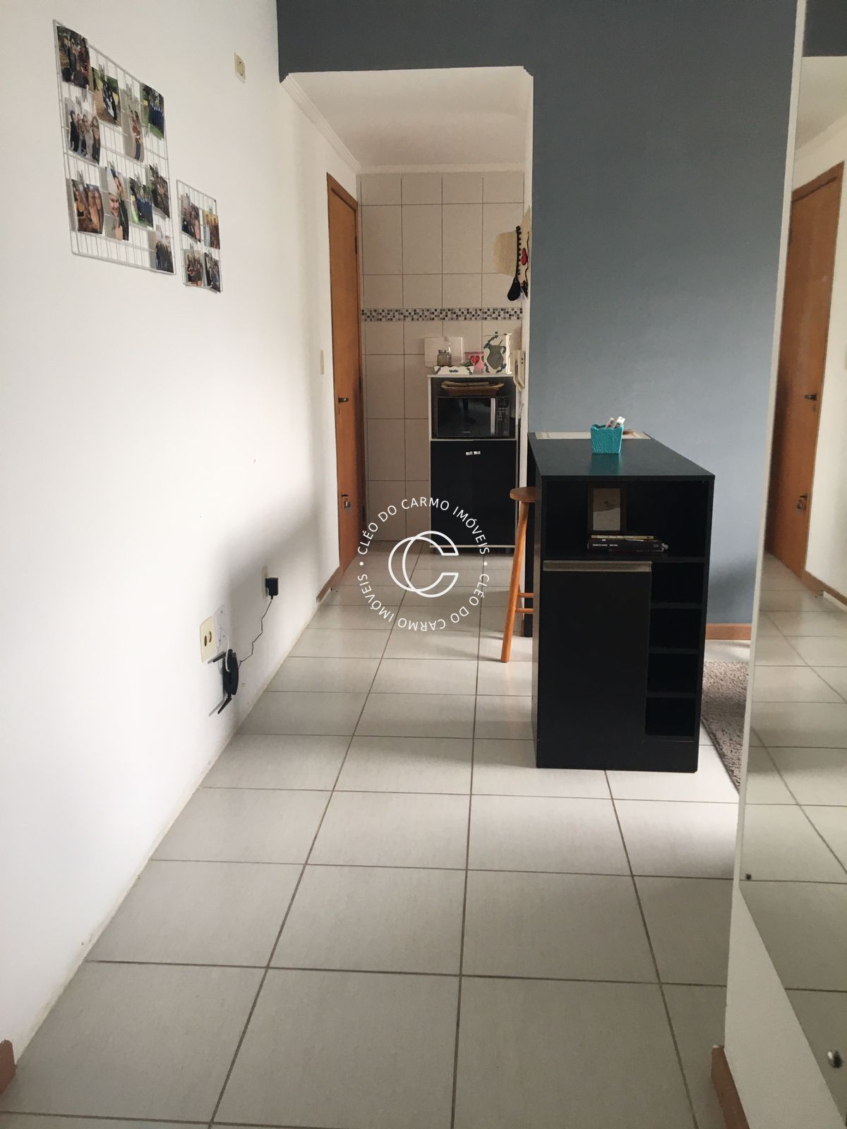 Apartamento à venda com 1 quarto, 42m² - Foto 2