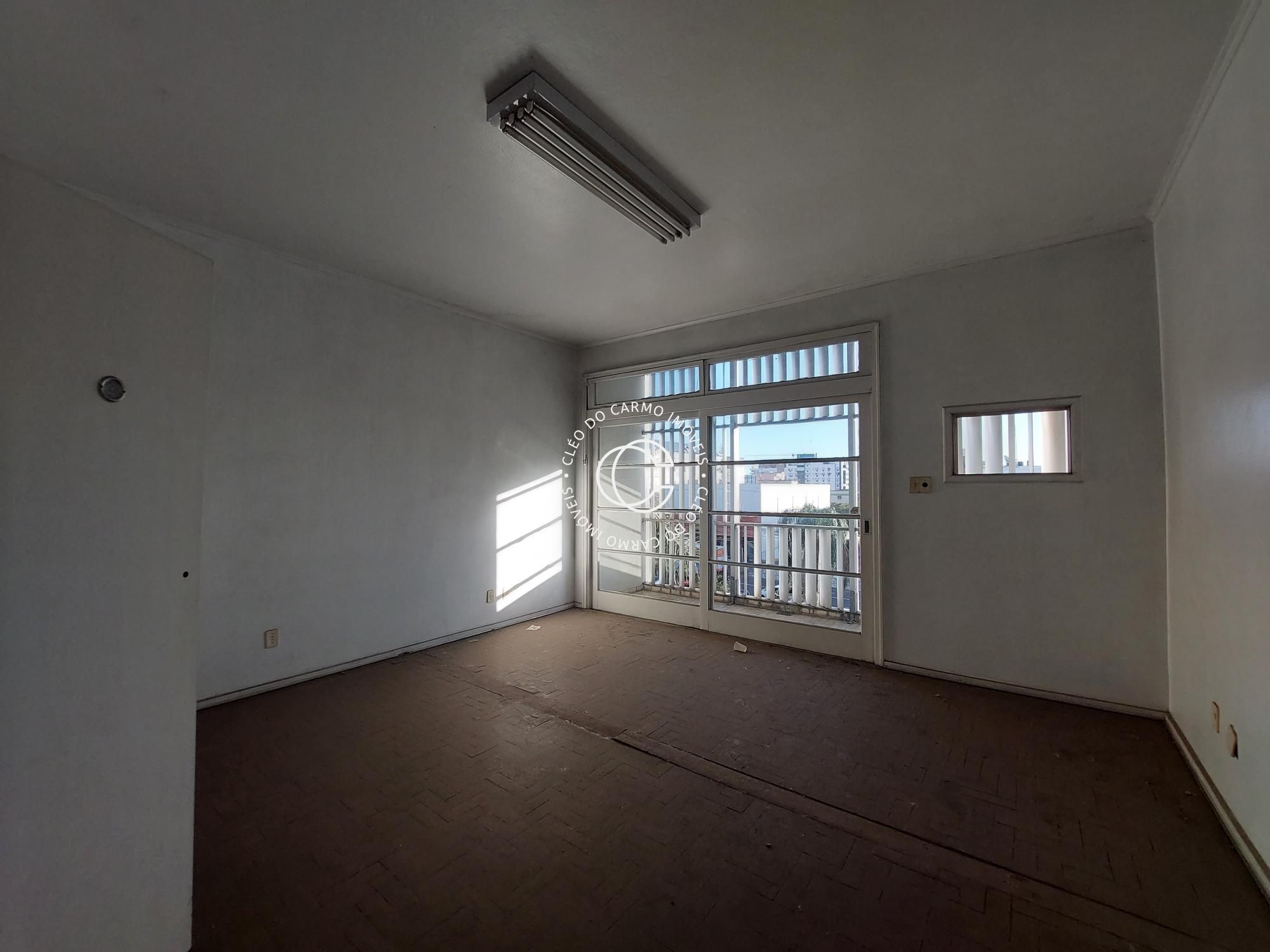 Apartamento à venda com 3 quartos, 231m² - Foto 4